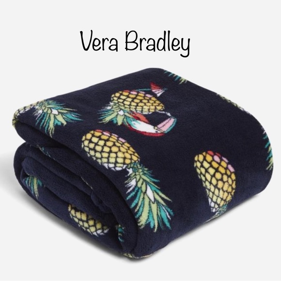 Vera Bradley Fleece blanket Toucan Party